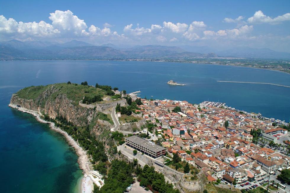 Trident Apartments Nafplio Luaran gambar